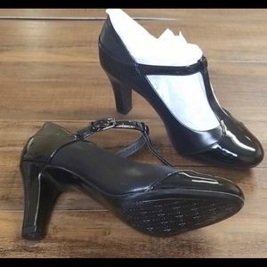 Mary Jane Giani Bernini shoes